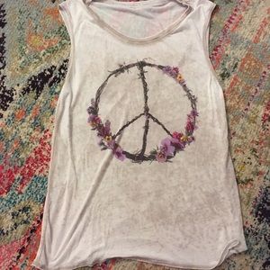 Chaser peace sign tank